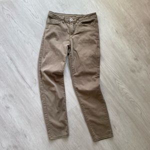 DEX Olive Green Skinny/ Straight Jeans size 28